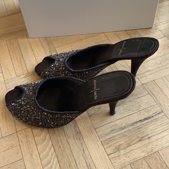 Brown slip on heels - Picture 4 of 6